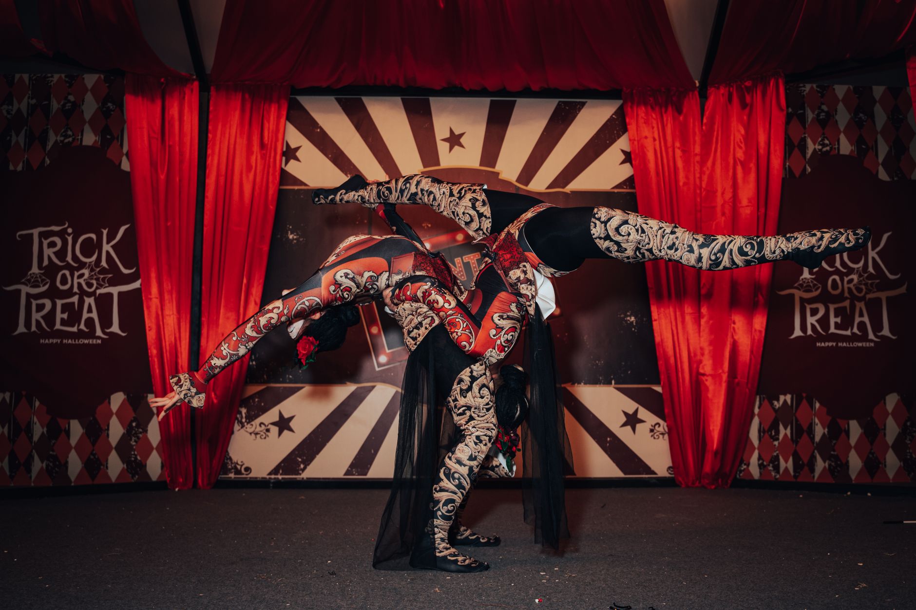 Cours de cirque, acrobatie, trapèze, cerceau(8-10 ans)