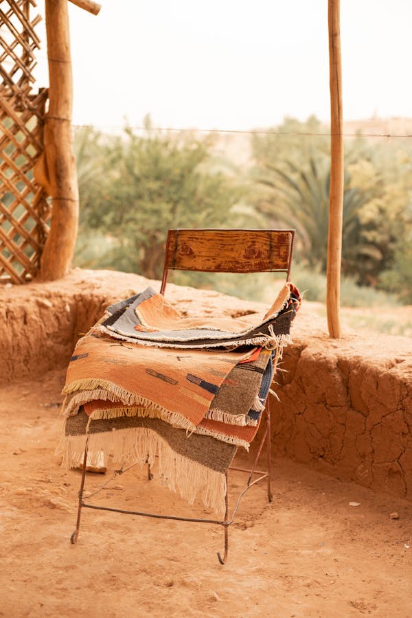 zanafi rugs, vintage Moroccan Kilim rugs, colorful kilim rugs, flatwoven rugs