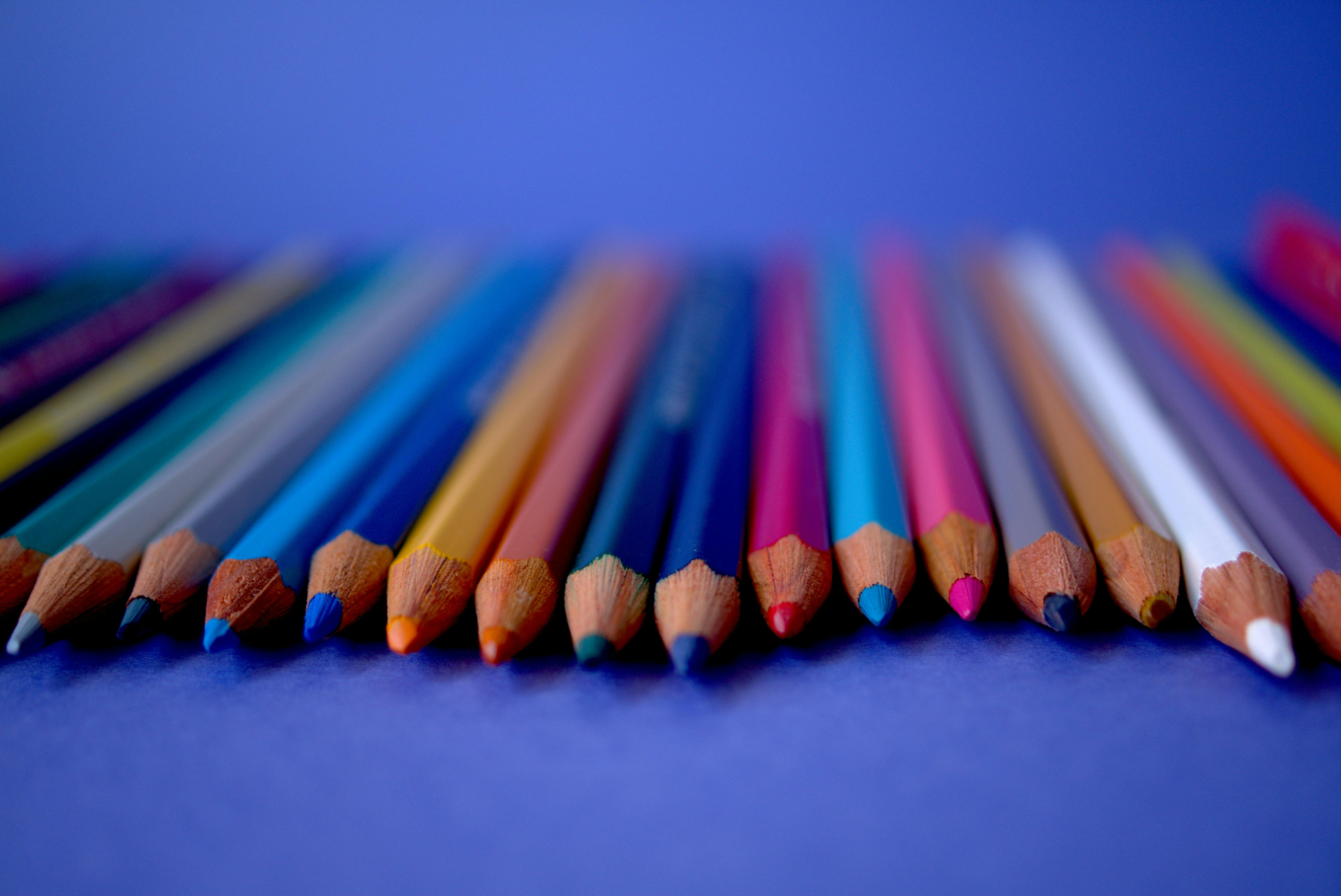 Colour Pencils Photos, Download The BEST Free Colour Pencils Stock Photos &  HD Images