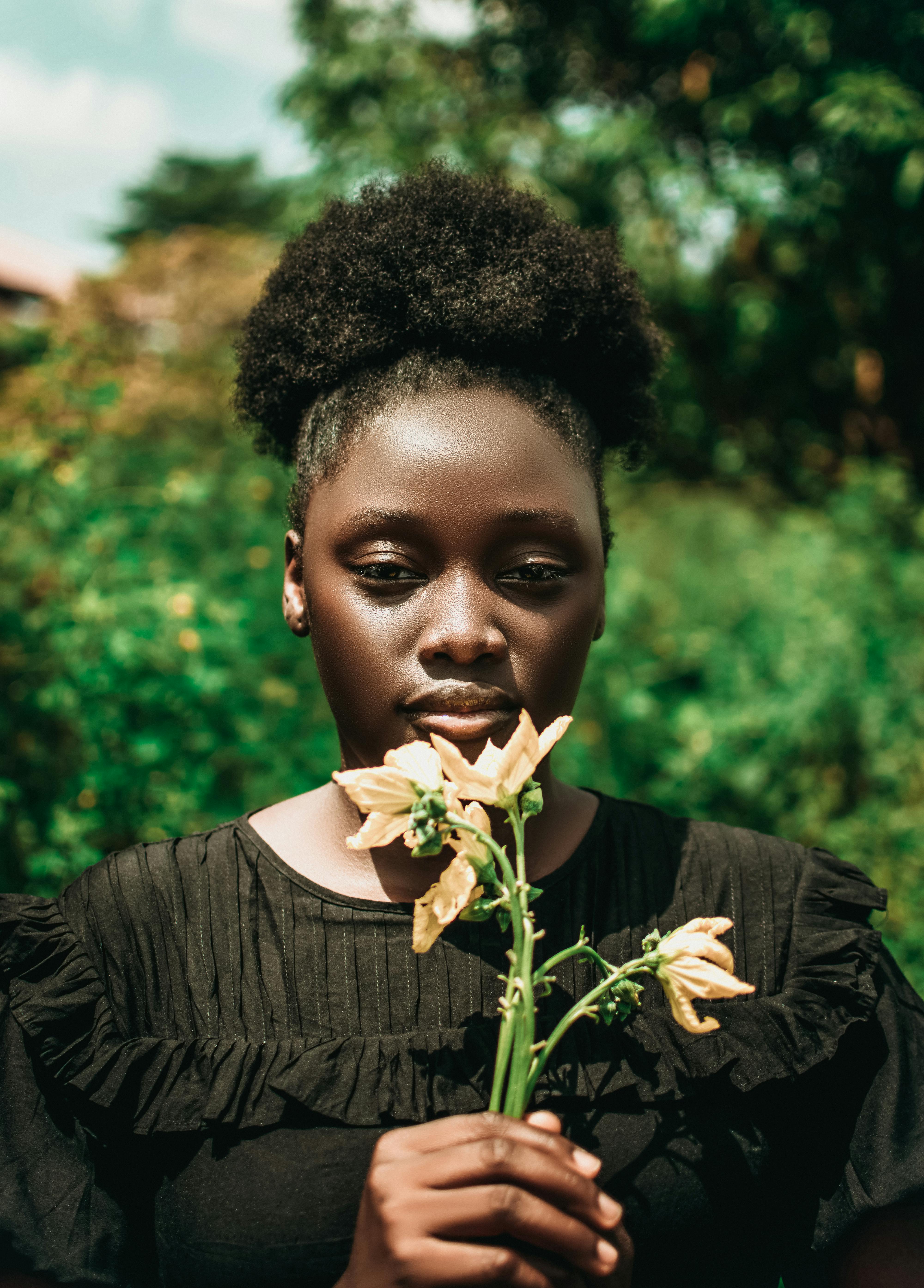 Person Holding a Mirror · Free Stock Photo