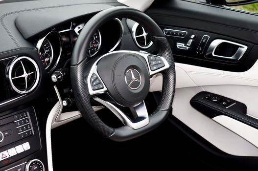 Dashboard display showing the Perplexity AI infotainment interface in a Hyundai Bayon.