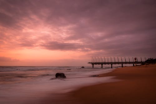 ビーチ, 夜明け, 旅行先の無料の写真素材