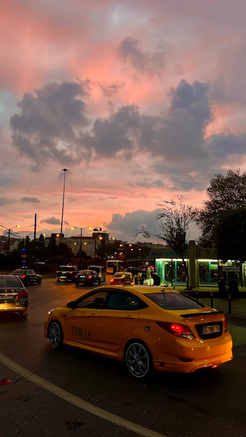 Photos gratuites de bondé, circulation urbaine, coucher de soleil