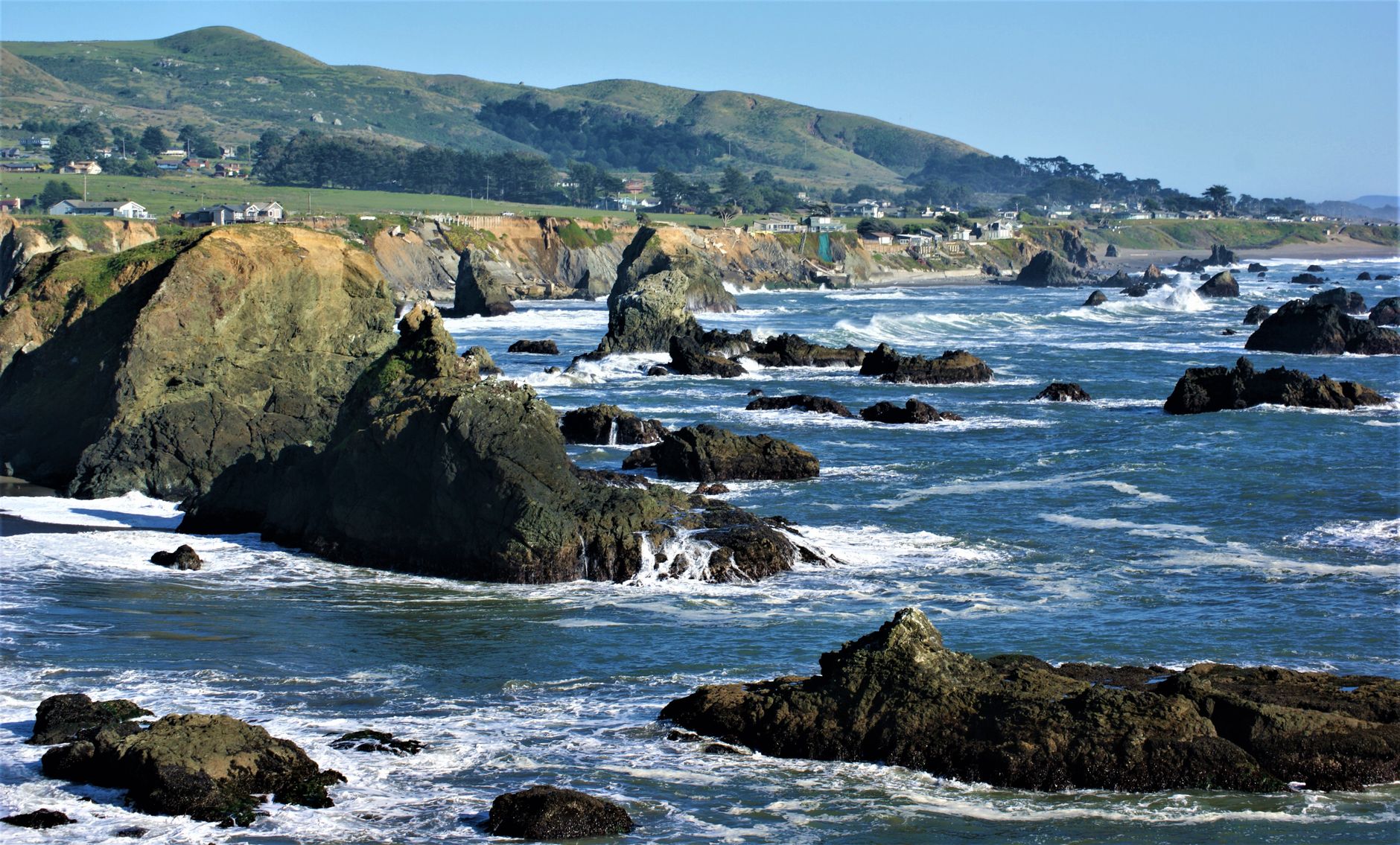 Rocky coastline and surf along the Mendocino headlands
