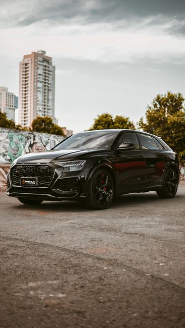 Audi RSQ8 - image 1