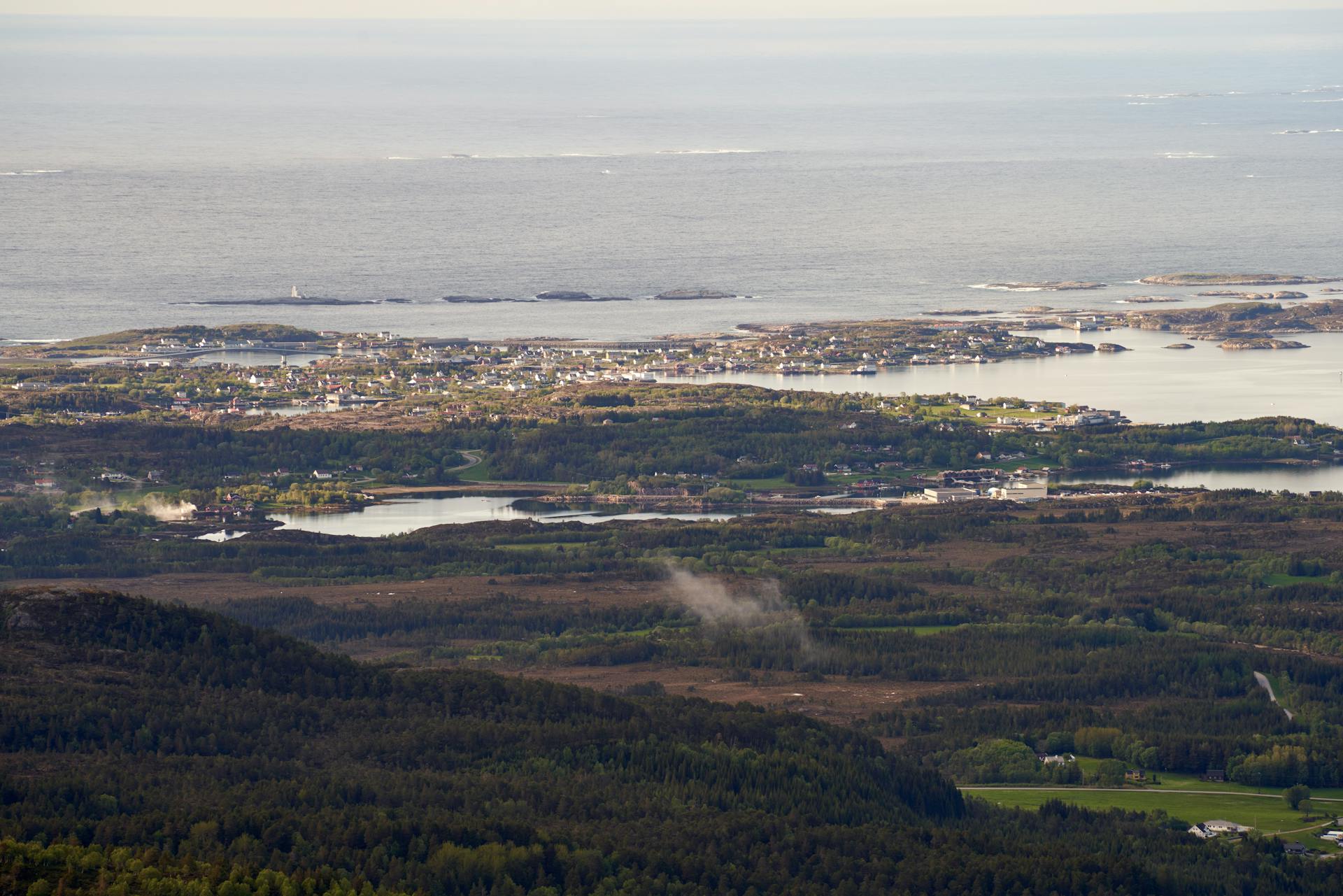 Norwegian coastline with resident homes, close to the Atlantic Ocean Road