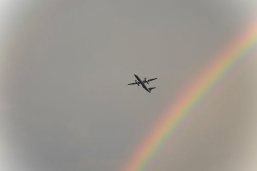 Photos gratuites de arc-en-ciel, avion, tiret-8