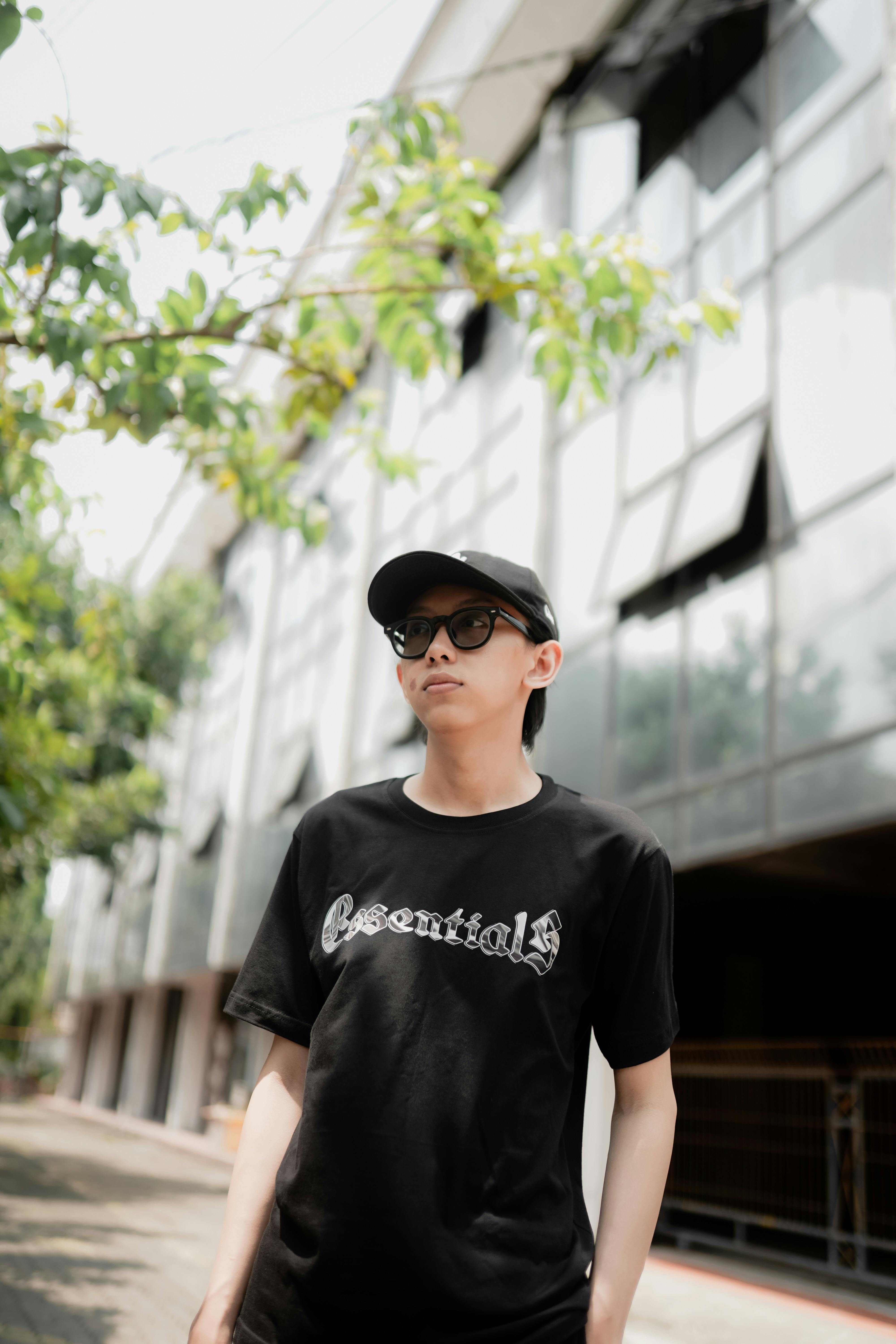 Street Essential Tee