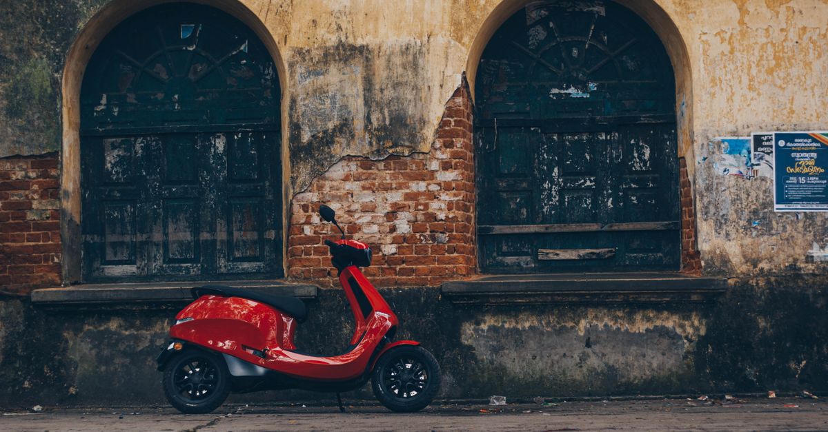 ₹1L E-Scooter? 6 Costs Buyers Miss Before Paying