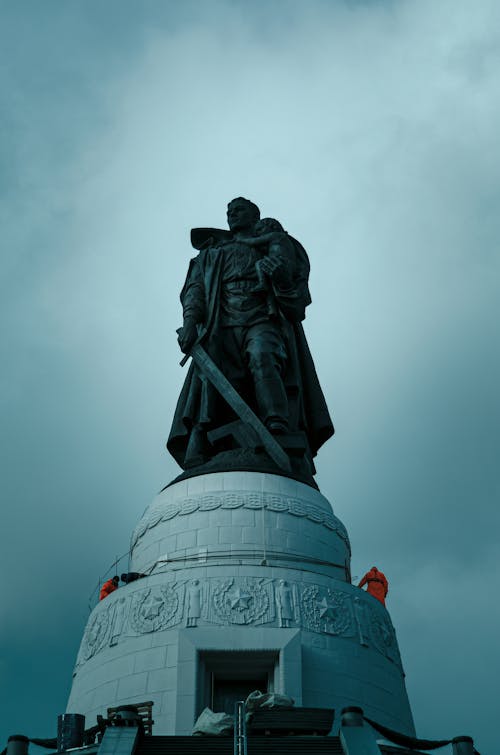 treptower, 기념물, 남자의 무료 스톡 사진