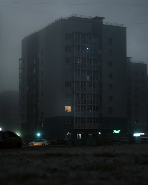 Kostenloses Stock Foto zu beleuchtet, nebel, stadt