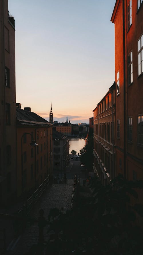 Foto profissional grátis de edifícios, Estocolmo, passagem