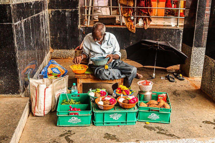 Street Vegetables Vendor