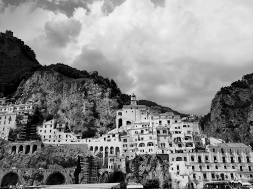 Základová fotografie zdarma na téma amalfinské pobřeží, černobílý, Itálie