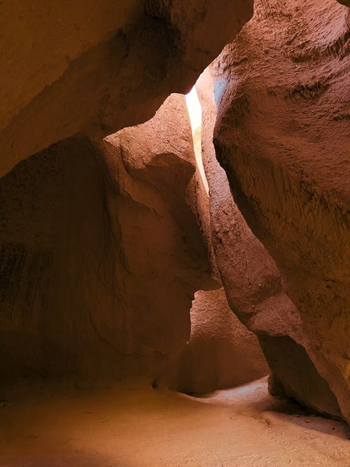 Free Explore the mesmerizing sandstone formations of Antelope Canyon with sunlight filtering through. Stock Photo