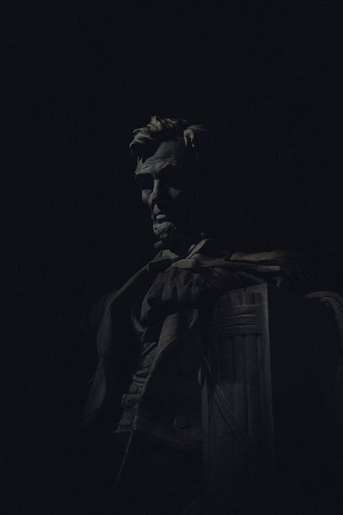 Ilmainen kuvapankkikuva tunnisteilla harmaasävyt, mustavalkoinen, patsas