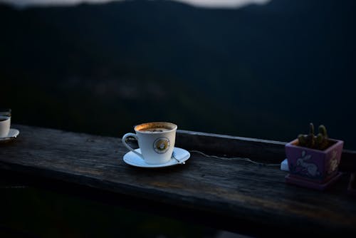 бесплатная Бесплатное стоковое фото с кофе, кофеин, напиток Стоковое фото