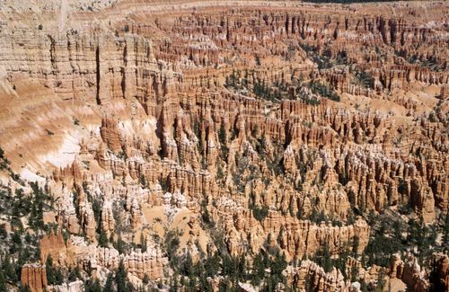Free A breathtaking aerial view of Bryce Canyon's iconic hoodoos under clear skies, showcasing stunning eroded rock formations. Stock Photo