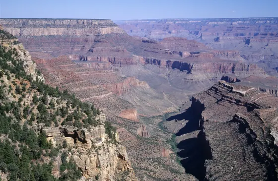 The South Kaibab Trail with views into the canyon