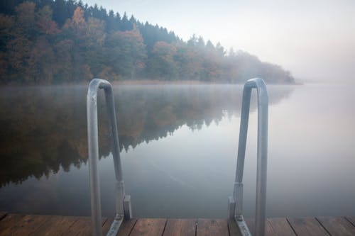 Ilmainen kuvapankkikuva tunnisteilla heijastus, heijastus järvestä, järvi Kuvapankkikuva