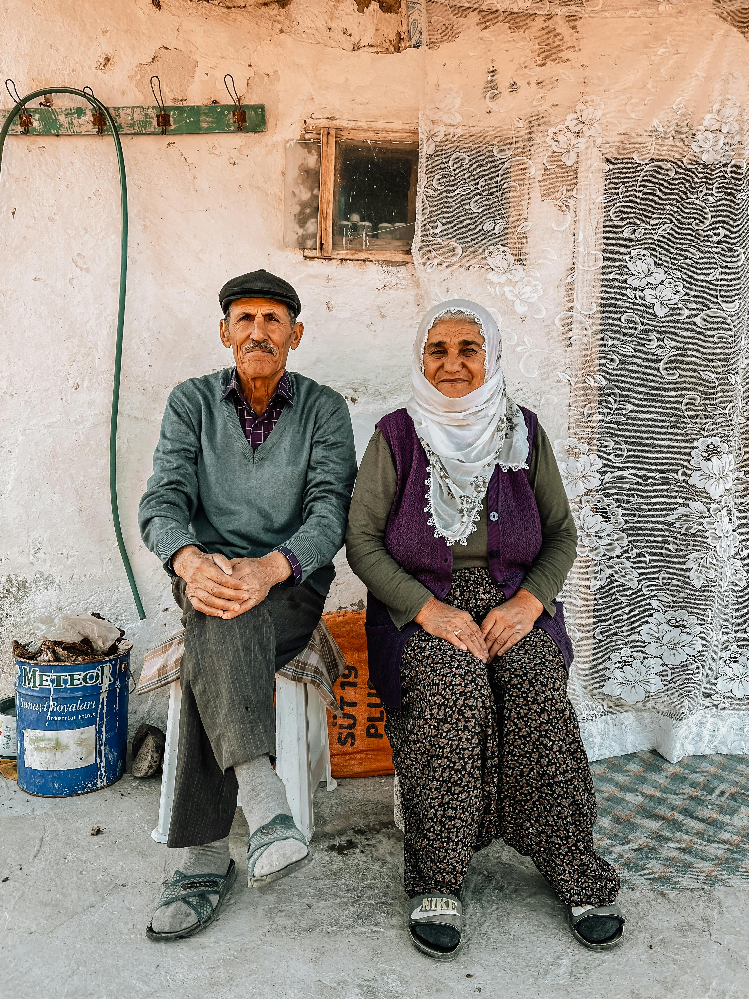 How does a 65 year old woman get rid of belly fat?