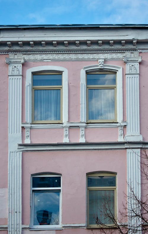 Foto stok gratis arsitektur neoklasik, city street, eksterior bangunan