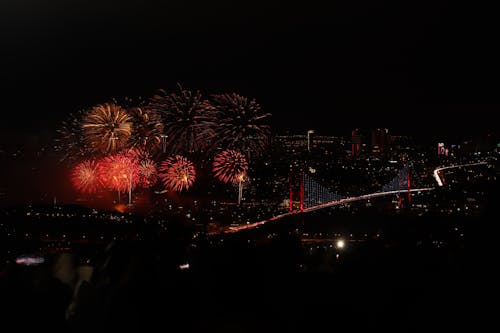 Kostenloses Stock Foto zu beleuchtet, brücke, brücken