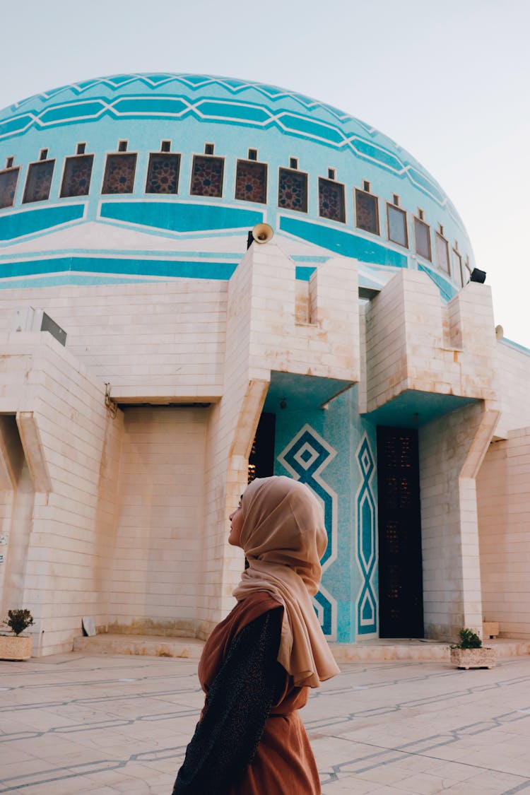 Woman In Front Of King Abdullah I Mosque, Amman, Jordan