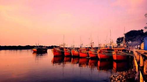 balıkçı tekneleri, balıkçı teknesi, budabalang nehri içeren Ücretsiz stok fotoğraf