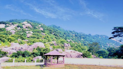 panchalingeswar, yamaç, yeşil tepeler içeren Ücretsiz stok fotoğraf