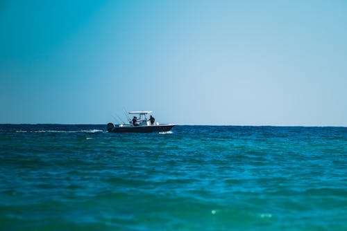 Gratis lagerfoto af båd, blå himmel, fiskekutter Lagerfoto