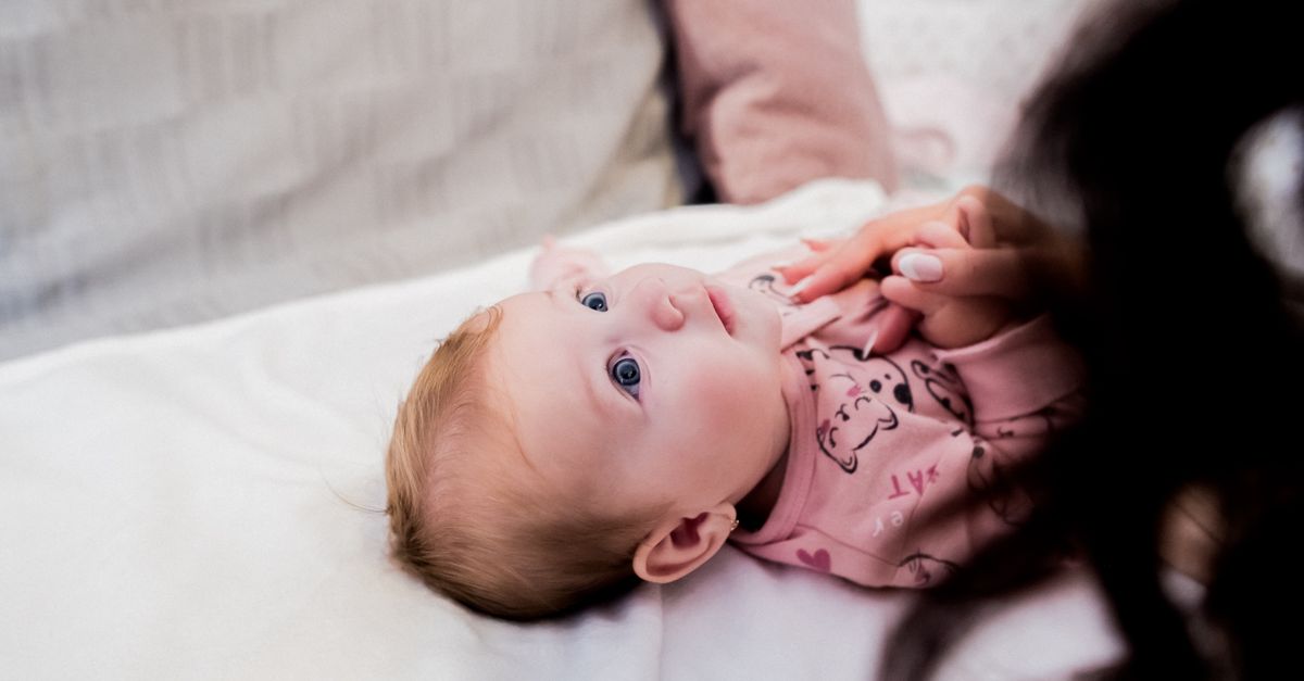 Hoquet bébé : 5 astuces efficaces rapides