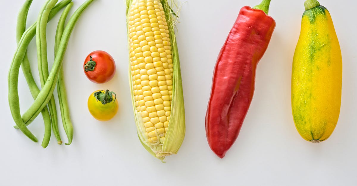 How long can you store fresh corn in the husk