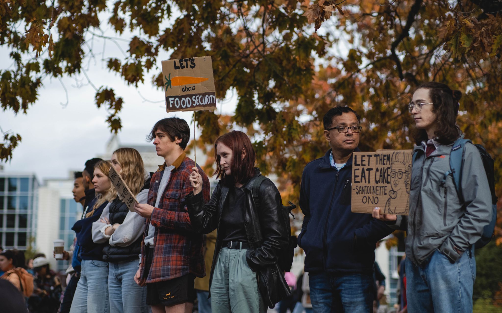 Protesters demonstrate against proposed data center near the Nashville zoo - The Tennessean