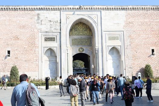 Topkapı Palace with a historian — Istanbul