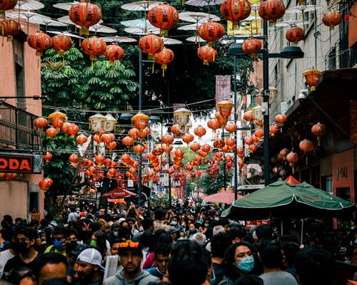 People Under the Hanging Red Lanterns 