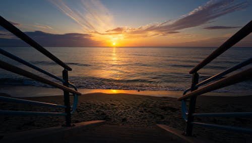 ゴールデンアワー, ビーチ, 夕日の無料の写真素材