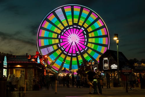 A Colorful Ferris Wheel