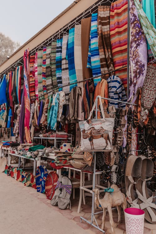 Fotos de stock gratuitas de almacenar, calle, comprando