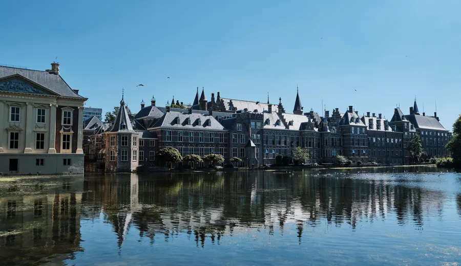 La Haye & Delft