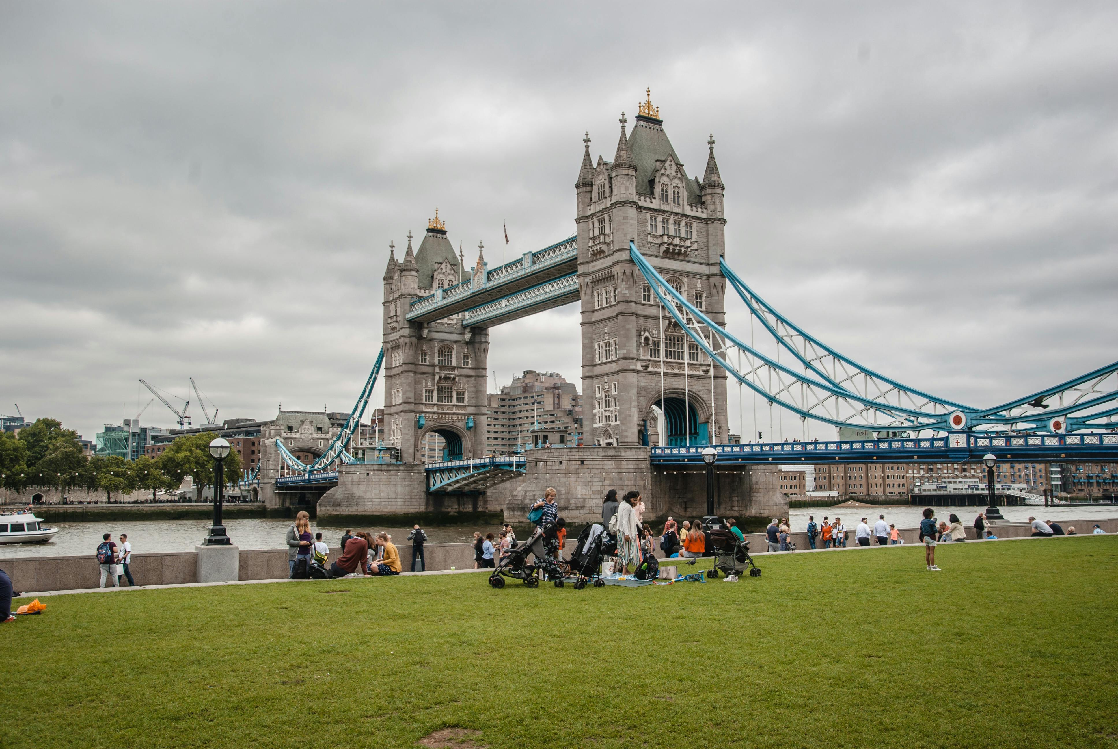 London Bridge Photos, Download The Best Free London Bridge Stock Photos &  Hd Images