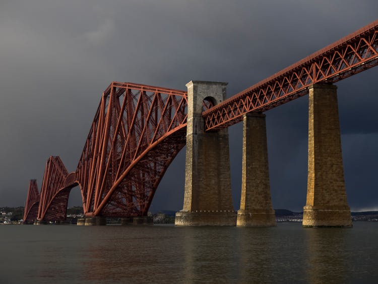 Forth Bridge, Edinburgh, Scotland, Great Britain 