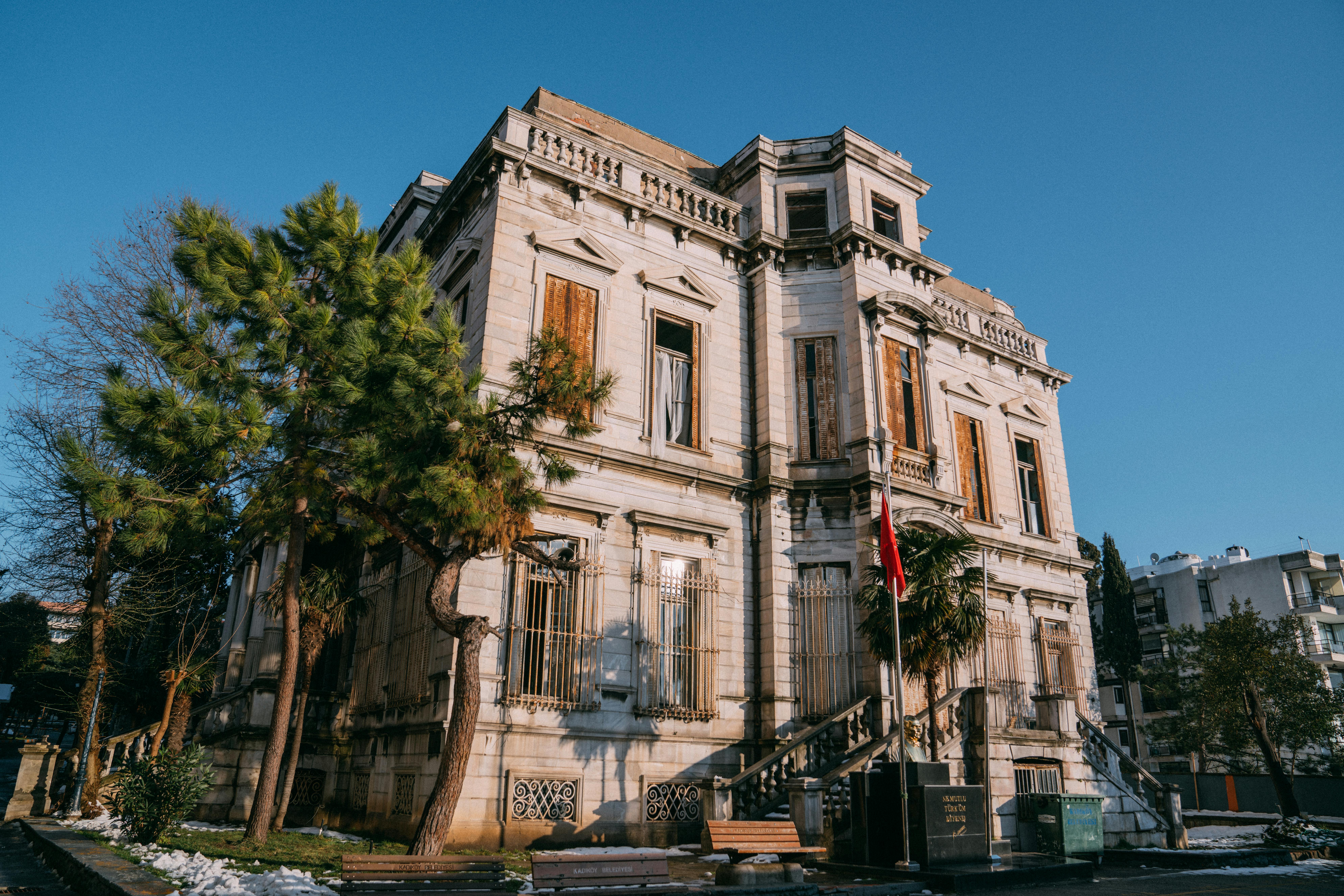 Graycliff & Hill Street Mansions
