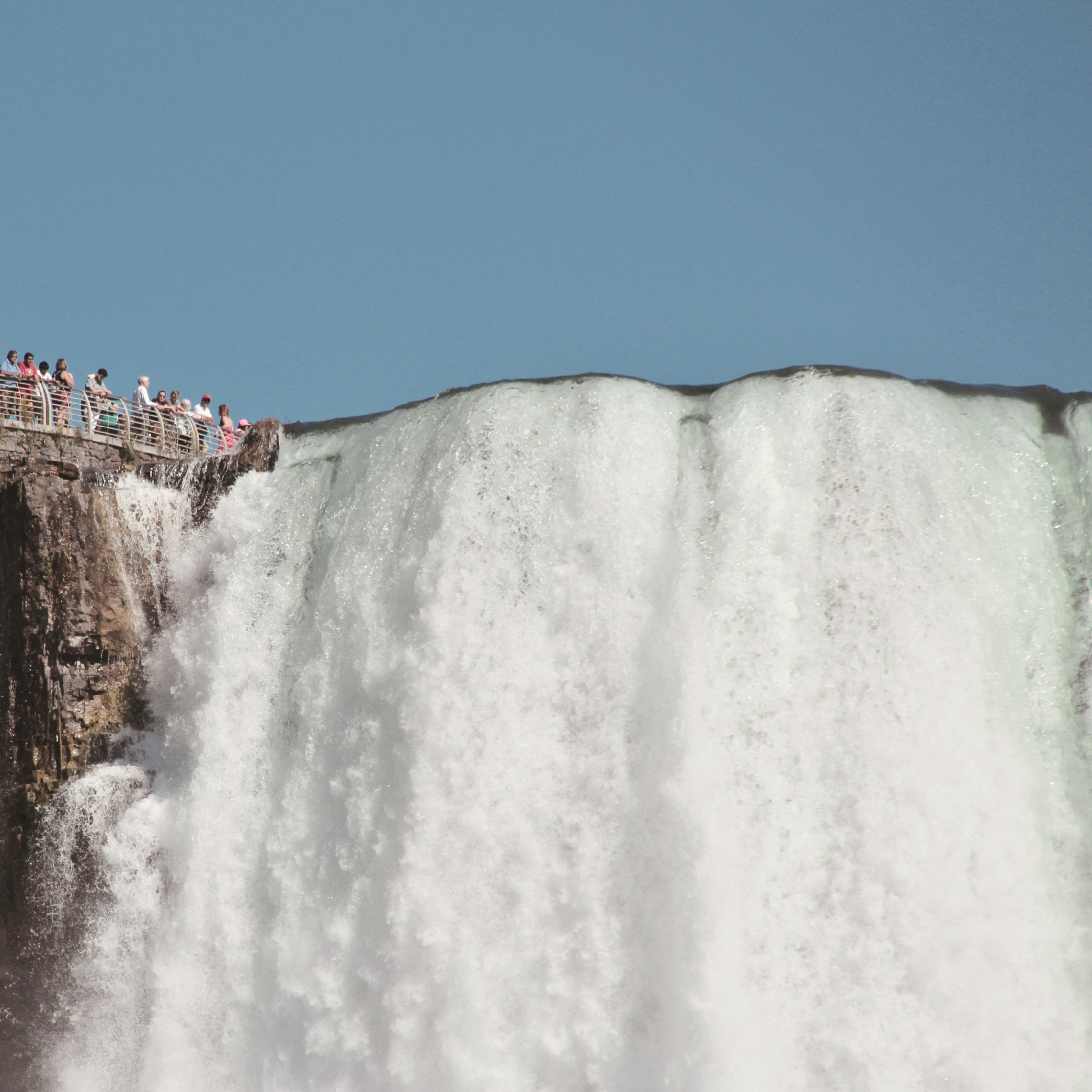 Niagara Falls under Blue Sky · Free Stock Photo