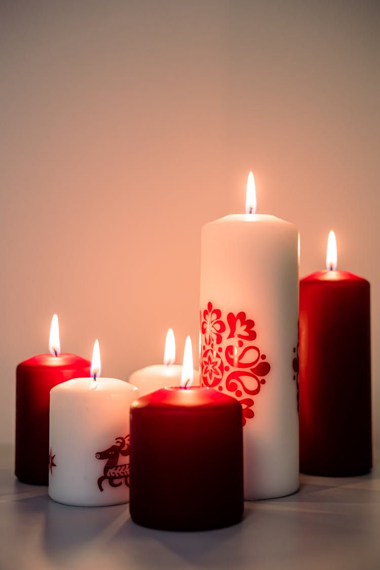 Christmas Red And White Candles With Ornament