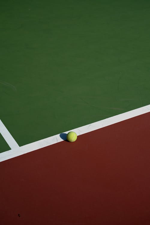 Darmowe zdjęcie z galerii z kort, linia, piłka tenisowa