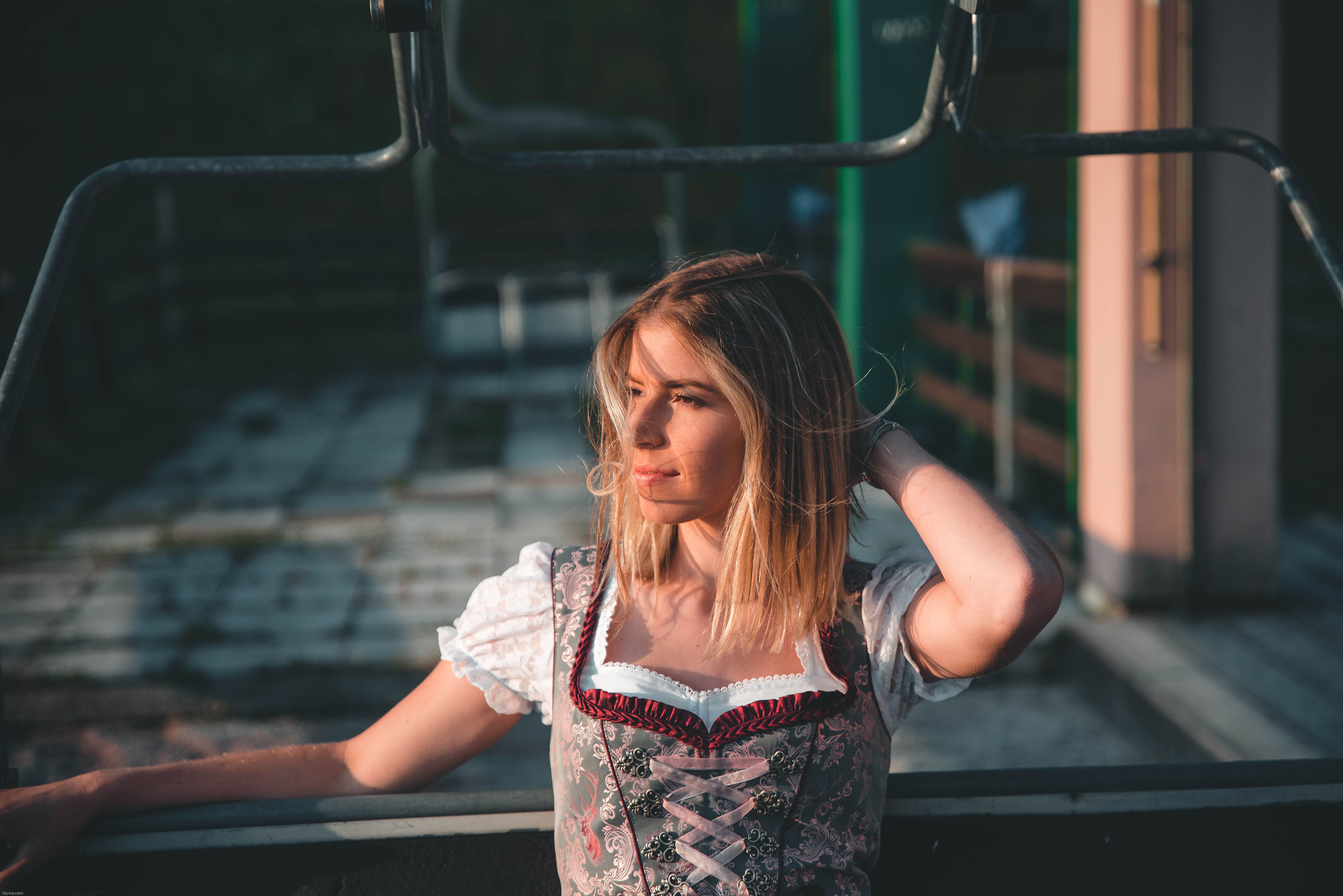 https://www.pexels.com/photo/selective-focus-photo-of-woman-1428955/
