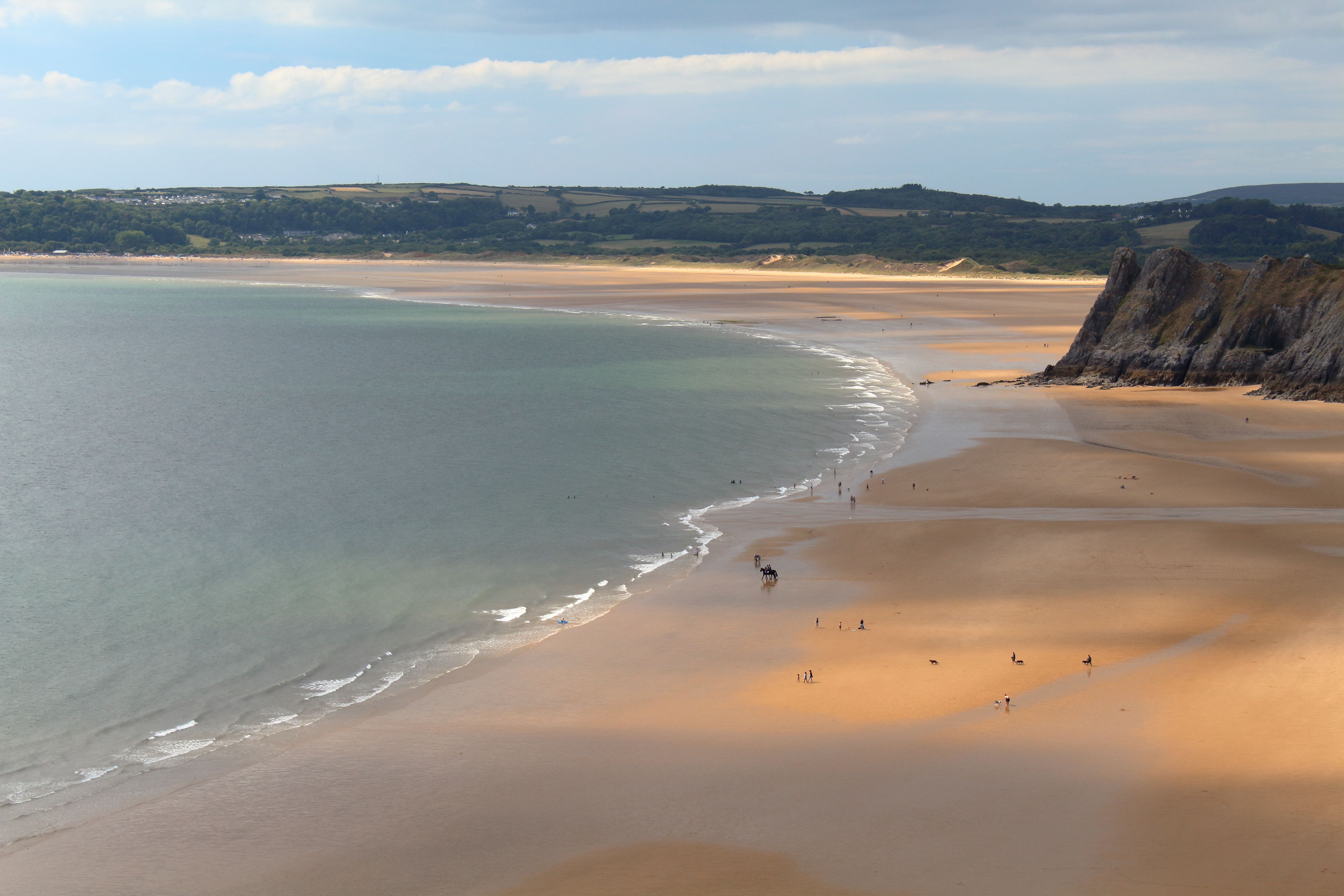fossil hunting UK beach