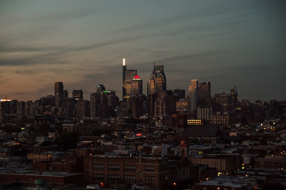 Philadelphia - Scenic coastal city view with clear blue water
