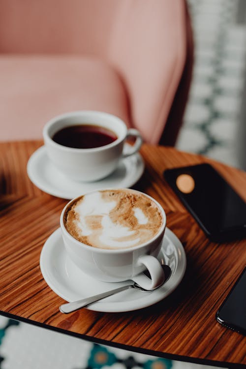 Kostnadsfri bild av kaffe, koffein, kopp och tefat